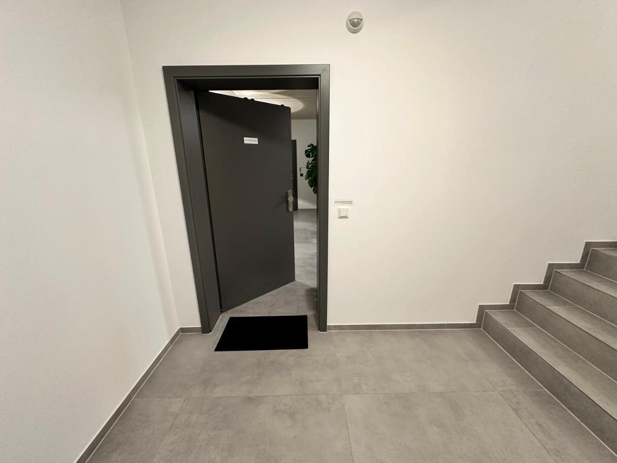 Luxurioeses Apartment Direkt Am Kanal 125 M² - Youpartments Münster Eksteriør billede